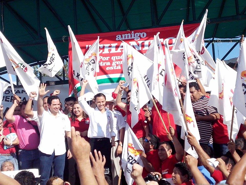 Chanito y Arlet presentan registro como precandidatos ante el PRI