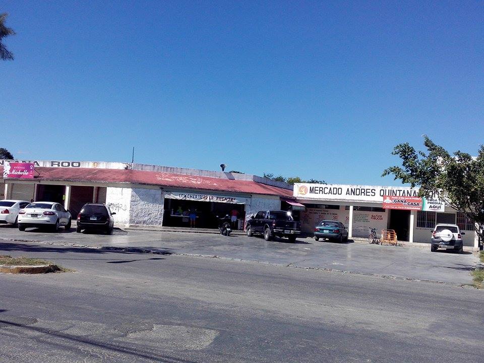 Se cae a pedazos el Mercado Municipal Andrés Quintana Roo