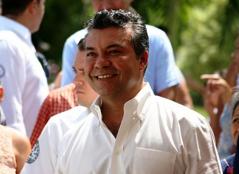 Anuncia Mauricio Góngora obras públicas para el 2015