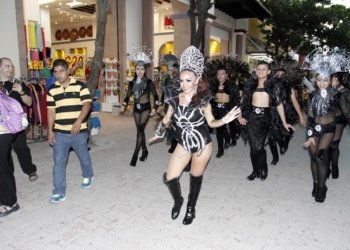 Creciente participación en el Carnaval Playa del Carmen 2015
