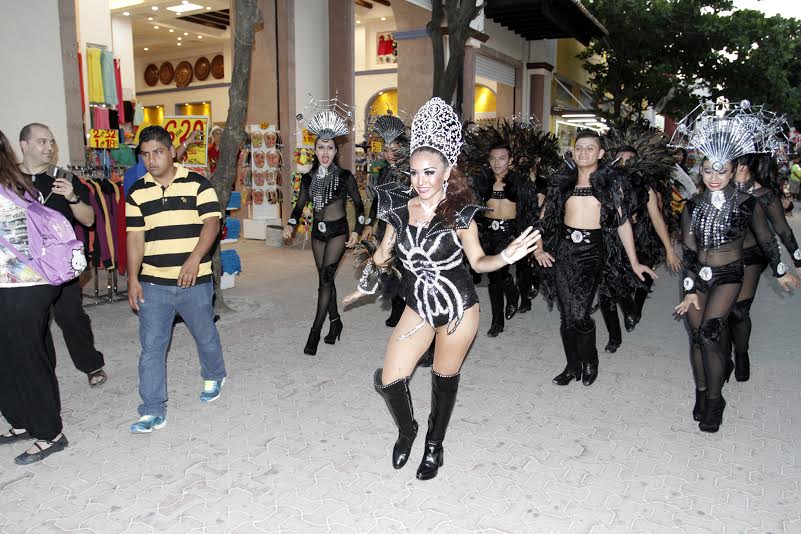 Creciente participación en el Carnaval Playa del Carmen 2015