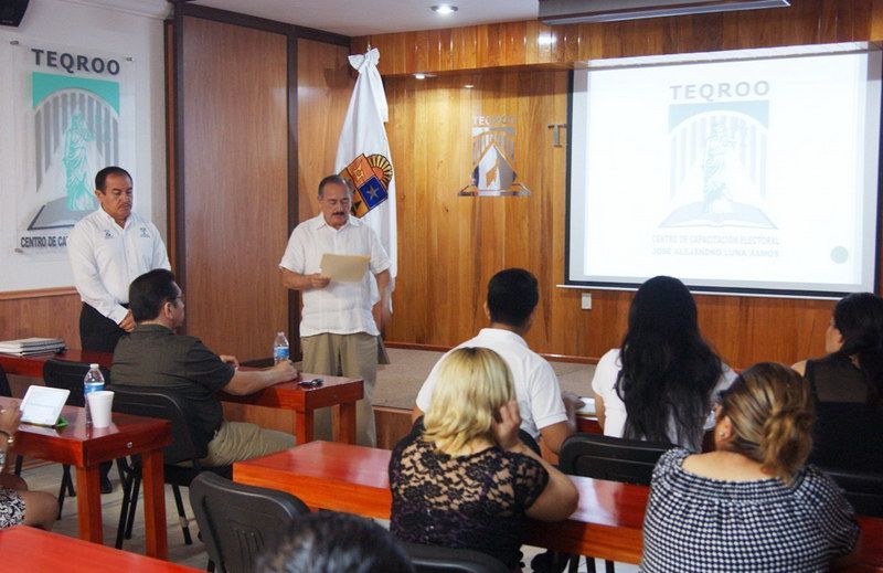 Militantes del PVEM en O.P.B se capacitan en el Centro de Capacitación del TEQROO