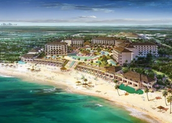 Hotel Secrets, Playa Mujeres Golf & Spa; adeuda 25 MDD a empresas contratistas