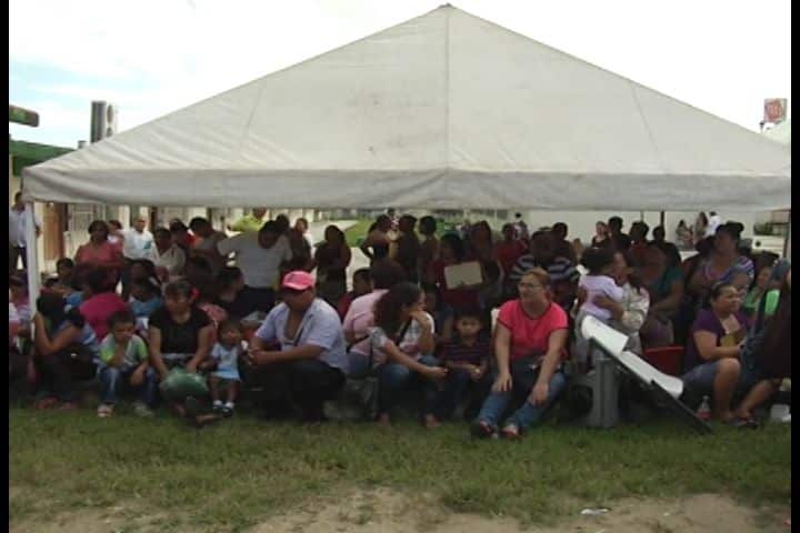 Padres de familia pasan “las de Caín” para preinscribir a sus hijos