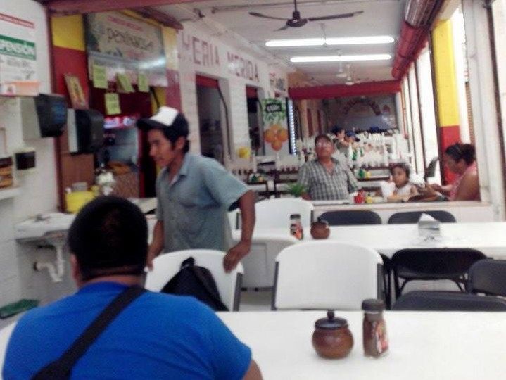 Cocinas económicas del ‘Mercado Viejo’ en plena debacle ante la crisis