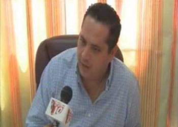 Detienen a Karim de la Rosa ex secretario particular de Julián Ricalde