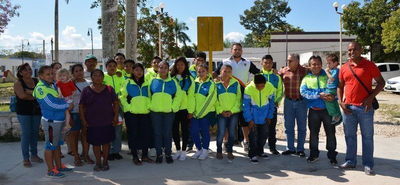 Levantadores de pesas de FCP van a Chetumal por su pase a la Olimpiada Nacional