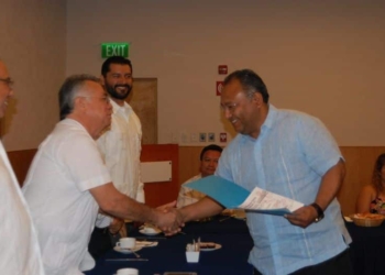 SOCIALES: Reciben Su Certificado 59 Integrantes Del Colegio De Contadores Su Certificación