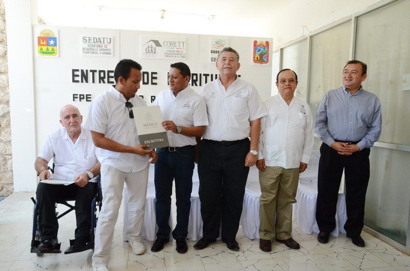  “Pato” Carballo da felicidad a 60 familias en la Zona Maya