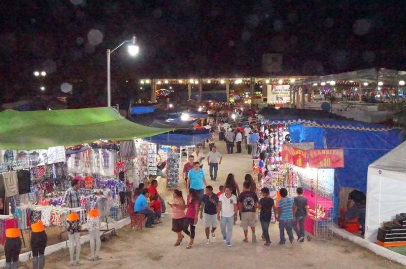 Cabildo morelense revienta la Expomor 2015