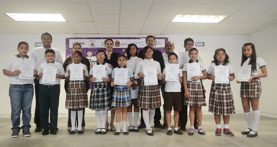 Niños y niñas se expresan en concurso del Parlamento Infantil