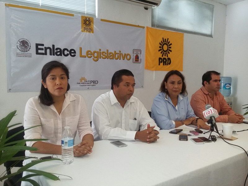 Propondrá PRD evitar que diputados federales pidan licencia para separarse del cargo