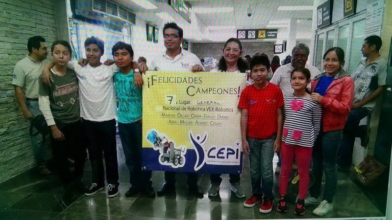 Quintana Roo hace historia en certamen nacional de robótica