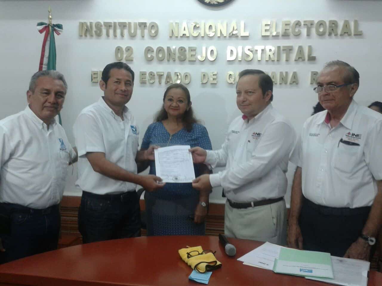 Realiza el Panal el registro de sus representantes a las diputaciones federales