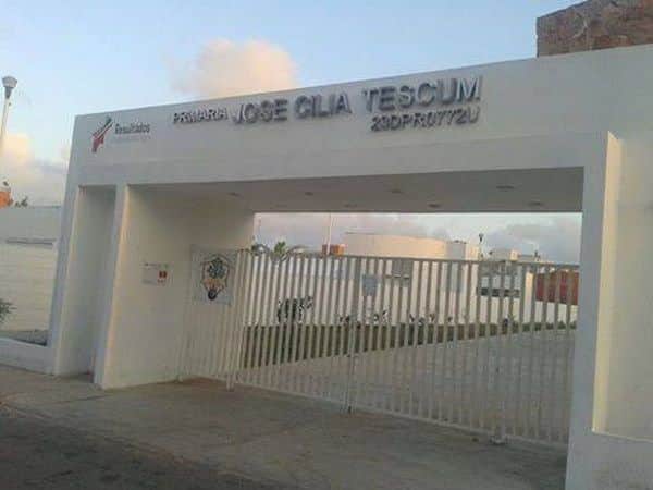 ¿Escuela de tiempo completo o cárcel para niños?