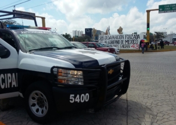 Recuerdan  en Cancún los 6 meses de la desaparición de los 43 estudiantes de Ayotzinapan