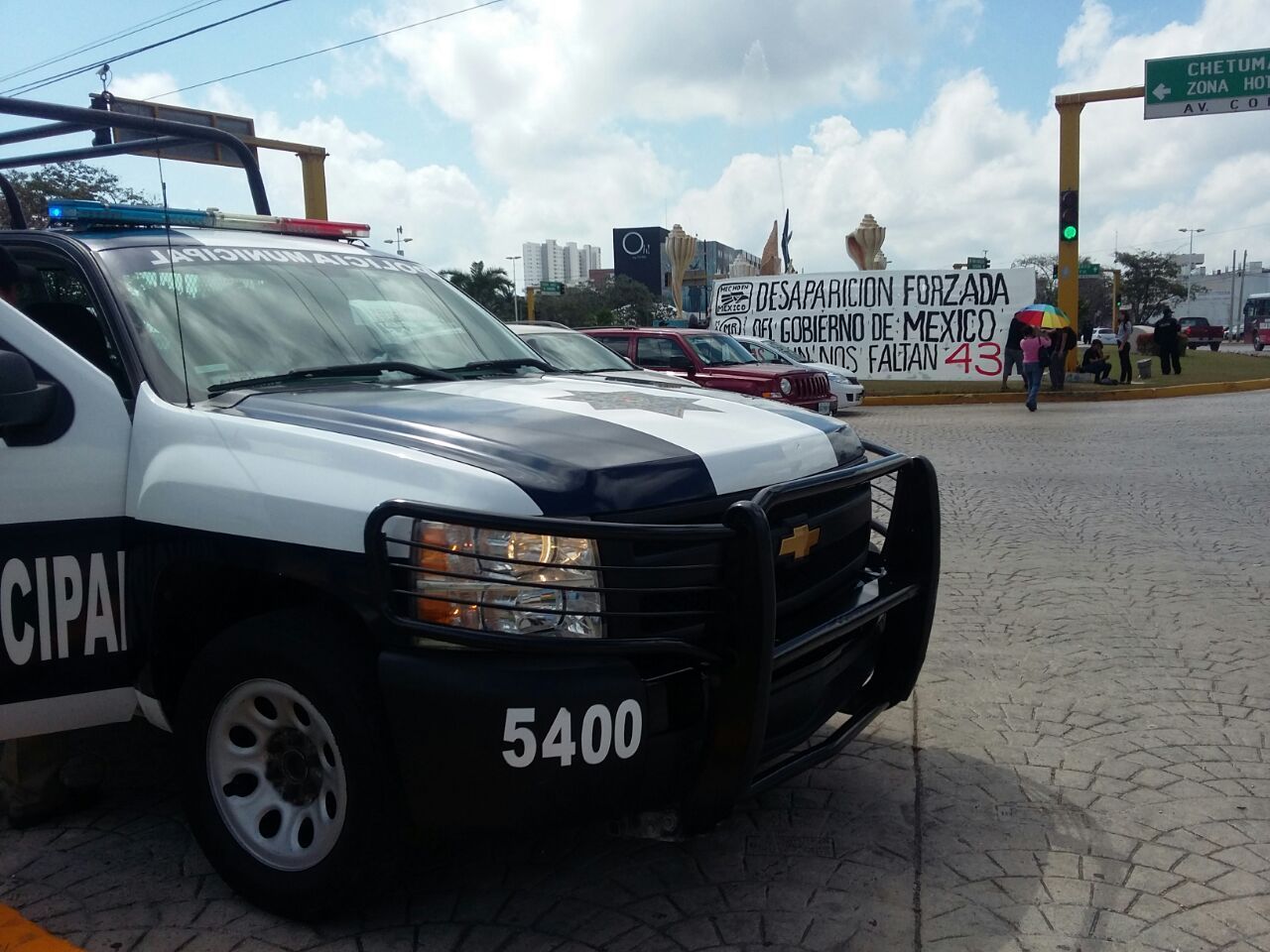 Recuerdan  en Cancún los 6 meses de la desaparición de los 43 estudiantes de Ayotzinapan