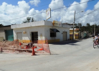 Causa malestar entre empresarios la construcción del drenaje en el centro de Tulum