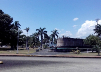 Fuente Maya, sigue en completo abandono