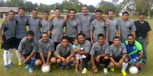 Galleros y Sporting, únicos invictos