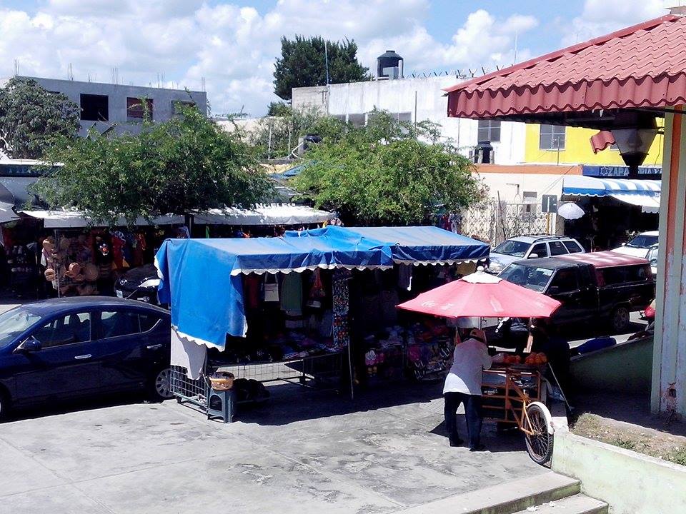 Crece comercio informal en la capital de Quintana Roo