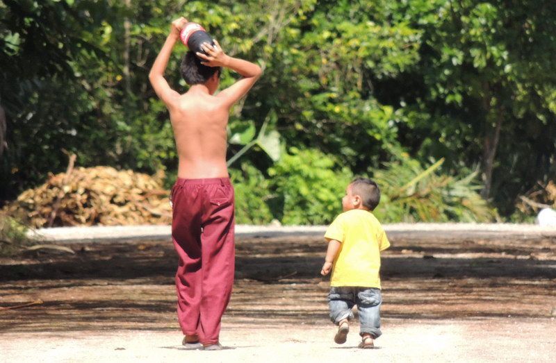 Comuneros de Lázaro Cárdenas piden guía para garantizar nutrición en sus hijos