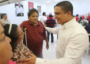 Se garantiza mayor atención a los autistas en México y Quintana Roo: Raymundo King 