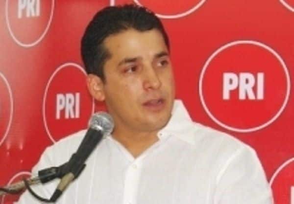 El juego traidor de “Tino” Ruiz Estrada