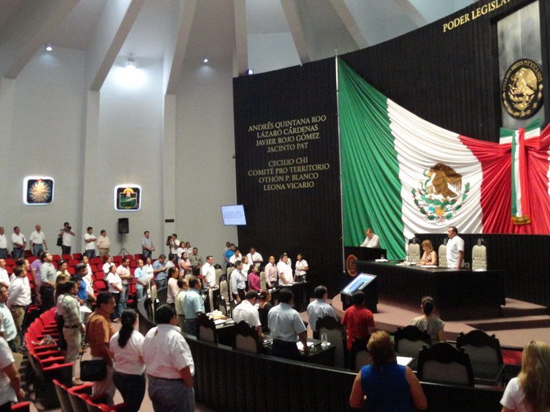 Congreso ordena cacería del ex alcalde de Felipe carrillo Puerto