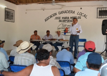 Domingo flota hombre de hechos; así ratifico su apoyo a los ganaderos de José María Morelos