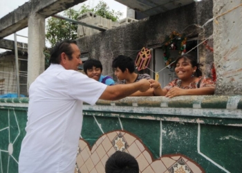 Reciben Con Gran Entusiasmos Cozumeleños A Nivardo Mena Villanueva