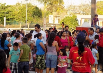 “¡Con tu voto rescatas a México, vota diferente!”