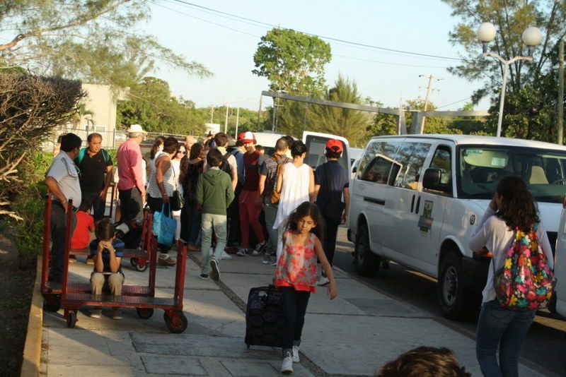 No descartan corridas extras por éxodo de turistas que salen del Sur de Quintana Roo