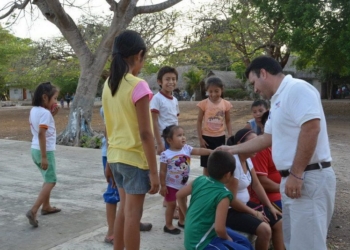 Invertiremos en más becas para niños y jóvenes de escasos recursos: Mahmud Chnaid