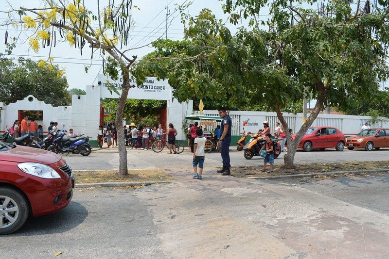 Genera alarma gente extraña en las inmediaciones de escuelas en FCP