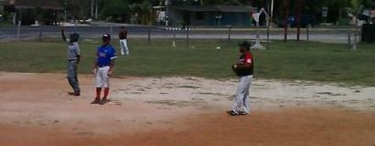 Potros vence en cerrado encuentro a los Cardenales en soft de Bacalar