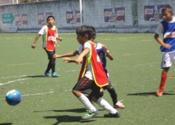 Con siete equipos invictos en rama varonil abre fecha 3 Torneíto Bimbo