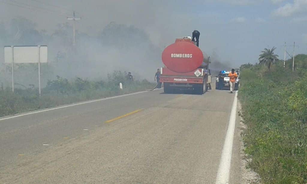 Pánico en zona maya por incendio  cercano a gasera