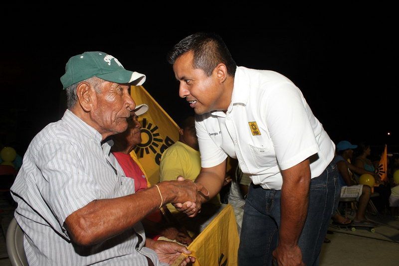 Impulso Al Comercio Local: Sergio Flores
