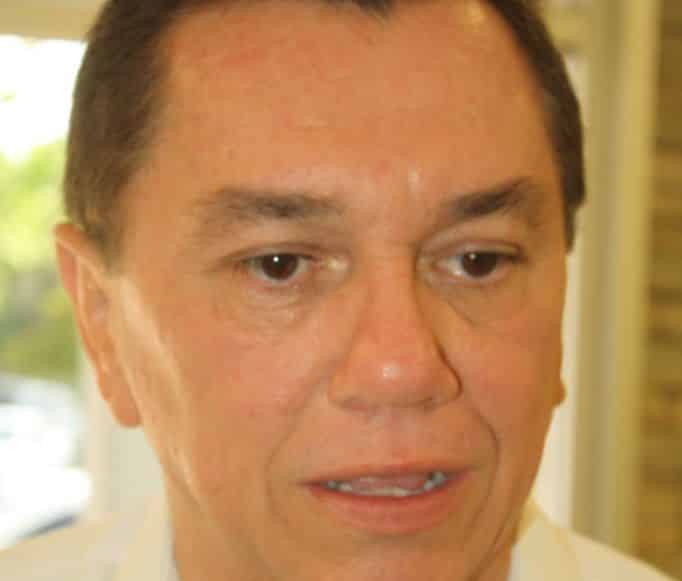 Minimiza Director de Bachilleres embarazo en estudiantes adolescentes