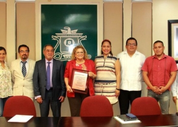 COAPEHUM acredita Licenciatura de Humanidades de la UQROO