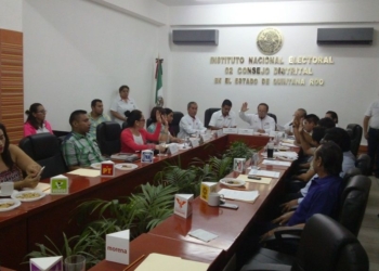 Ratifica INE al candidato independiente Andres Ruiz Morcillo