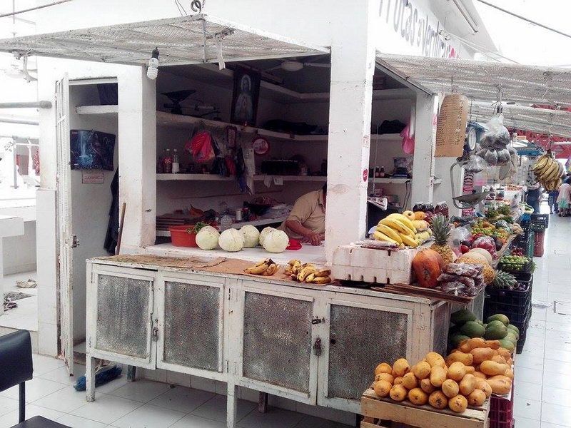 Jalón de orejas a locatarios de los mercados