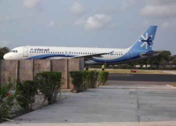 Demora de una hora llegada de Interjet