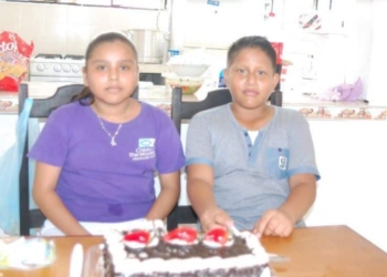 SOCIALES: Confirman su fe católica Yazari Pérez Lozano y Alonso Pérez Zapata