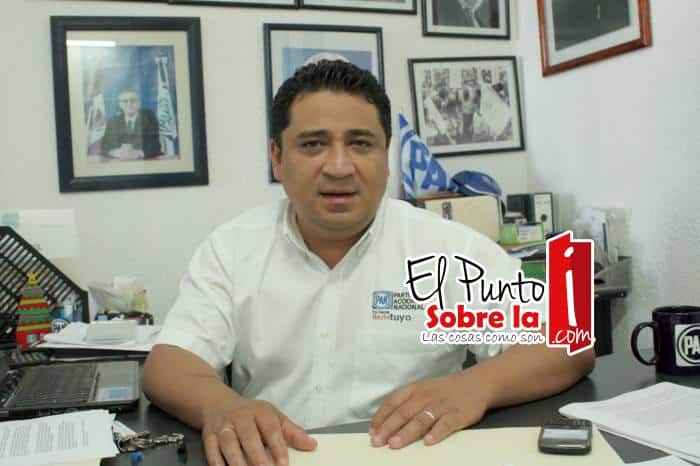 La PAN-tomima de Eduardo Martínez Arcila