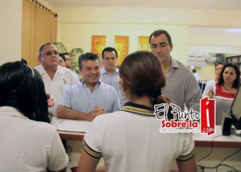 Mauricio Góngora comprometido con la educación