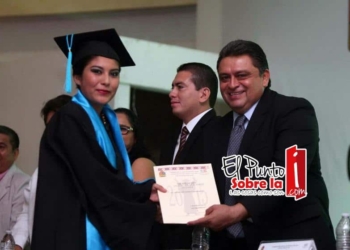 Graduación del colegio de Bachilleres Chetumal plantel uno (FOTOS)