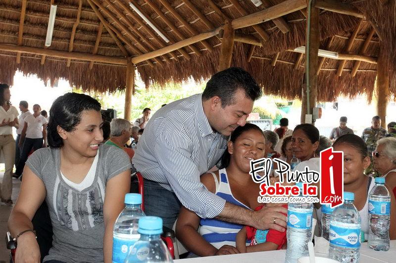 Mauricio Góngora comprometido con los sectores más vulnerables