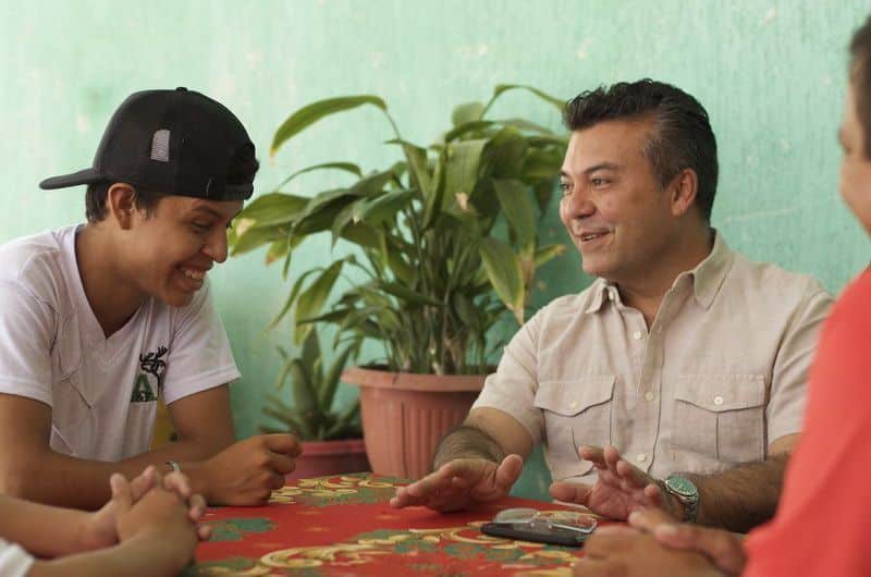 Mauricio Góngora mantiene contacto cercano con los solidarenses